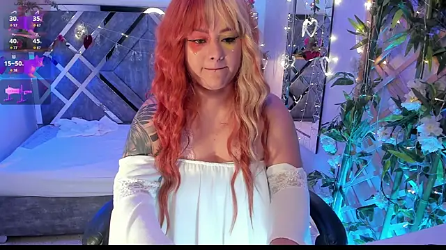 Snapshot of EternaAura chatting on 01/10/26, 02:19 EternaAura online show from 01/10/26, 02:19