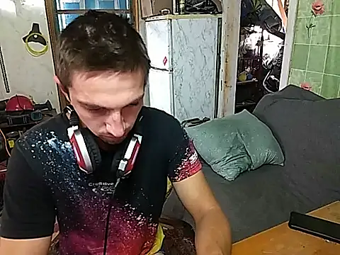 Snapshot of Alexilon chatting on 09/10/25, 10:04 Alexilon online show from 09/10/25, 10:04