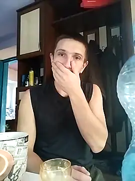 Snapshot of Alexilon chatting on 09/13/25, 05:07 Alexilon online show from 09/13/25, 05:07