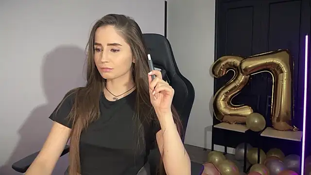 s meow online show from 11/19/25, 10:43