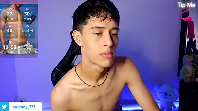 Danny cute 05 online show from 10/23/25, 10:19