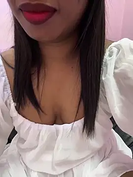 Snapshot of tamil_Aarathi chatting on 12/19/25, 05:53 tamil Aarathi online show from 12/19/25, 05:53