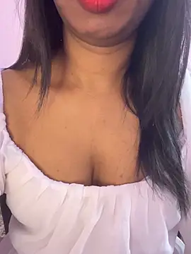 Snapshot of tamil_Aarathi chatting on 02/09/26, 05:17 tamil Aarathi online show from 02/09/26, 05:17