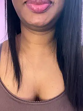 Snapshot of tamil_Aarathi chatting on 07/12/26, 05:48 tamil Aarathi online show from 07/12/26, 05:48