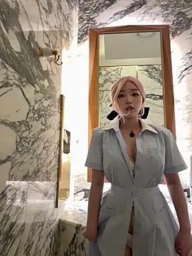 Snapshot of winter11 chatting on 09/13/25, 07:41 winter11 online show from 09/13/25, 07:41