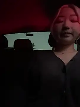 Snapshot of winter11 chatting on 09/14/25, 09:52 winter11 online show from 09/14/25, 09:52