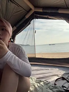 Snapshot of winter11 chatting on 09/26/25, 07:12 winter11 online show from 09/26/25, 07:12