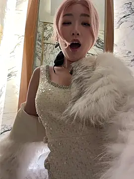 Snapshot of winter11 chatting on 01/14/26, 07:36 winter11 online show from 01/14/26, 07:36