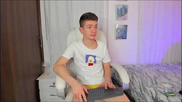 ThiagooJames online show from 09/29/25, 02:27