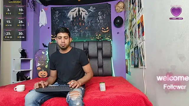 ashtoncooperr online show from 10/20/25, 07:47