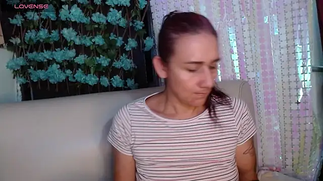 darling hott online show from 07/10/26, 09:39