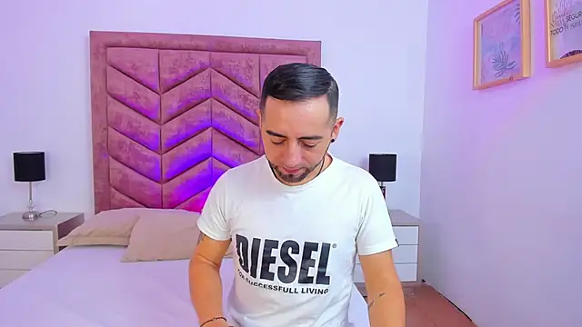 Lushian  online show from 02/13/26, 03:30