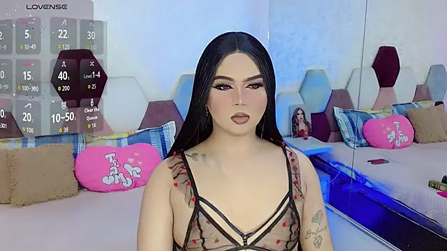 kushina uzumaki75 online show from 10/22/25, 05:19