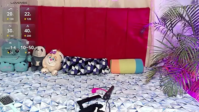 kushina uzumaki75 online show from 01/17/26, 02:05