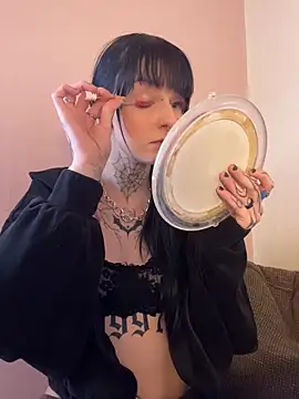 Seductively4 20 online show from 04/30/26, 09:15