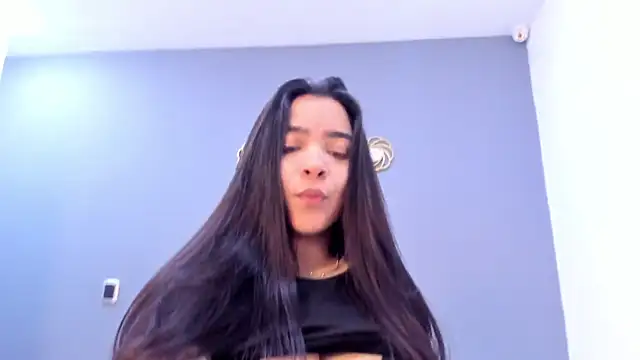Snapshot of KamilaBetancourt chatting on 06/08/26, 01:33 KamilaBetancourt online show from 06/08/26, 01:33
