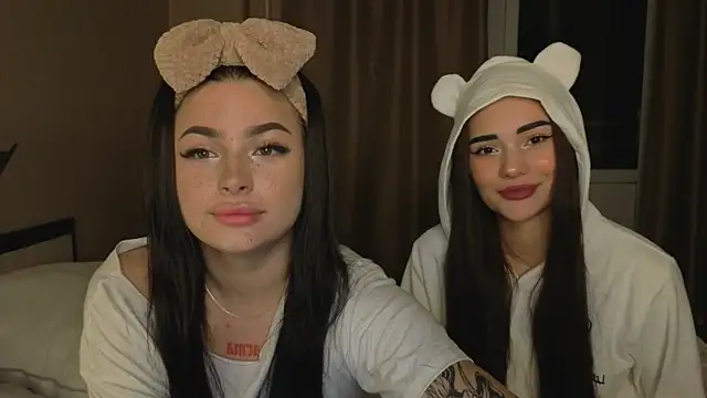 honey     bunny online show from 09/21/25, 03:35