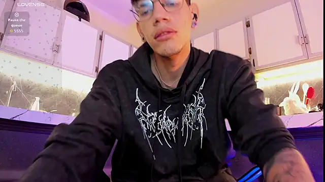 david huge online show from 12/01/25, 01:27