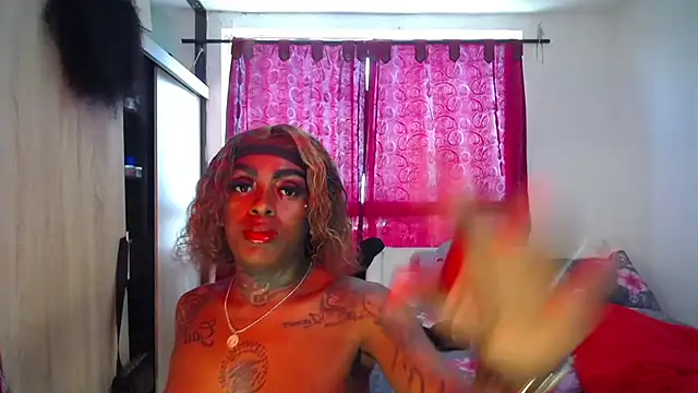 pink 7777 online show from 02/16/26, 05:20