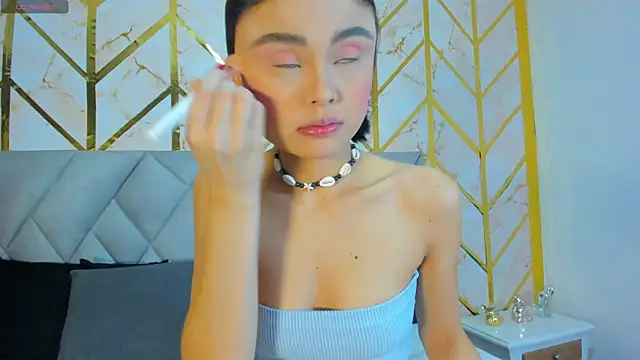 Snapshot of Cassidy_14 chatting on 10/06/25, 07:44 Cassidy 14 online show from 10/06/25, 07:44