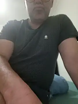 LeoMaduroSP online show from 07/19/26, 04:16