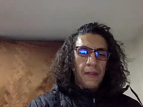 Snapshot of JotaXtremoDuro chatting on 12/23/25, 06:22 JotaXtremoDuro online show from 12/23/25, 06:22