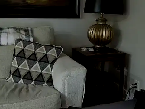 Snapshot of JulieHolliday chatting on 10/15/25, 11:16 JulieHolliday online show from 10/15/25, 11:16