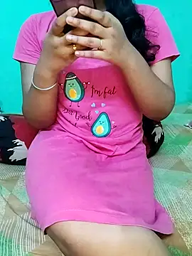 Snapshot of Arshii chatting on 09/14/25, 06:18 Arshii online show from 09/14/25, 06:18