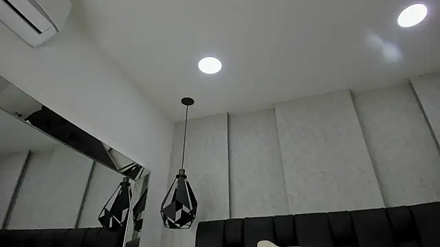 Samantha hotly online show from 07/06/26, 12:40