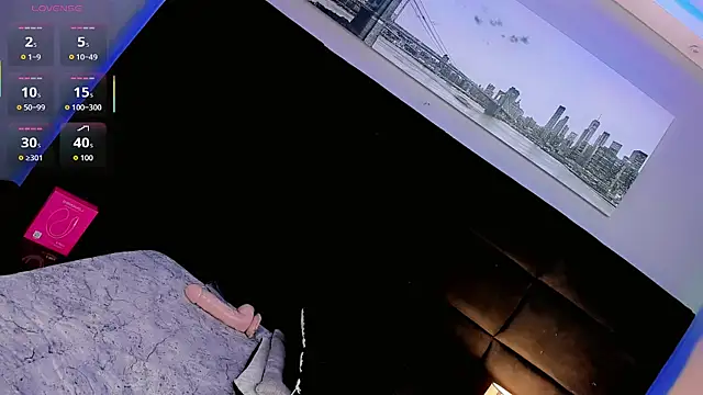 Baby-Isa online show from 11/11/25, 05:51