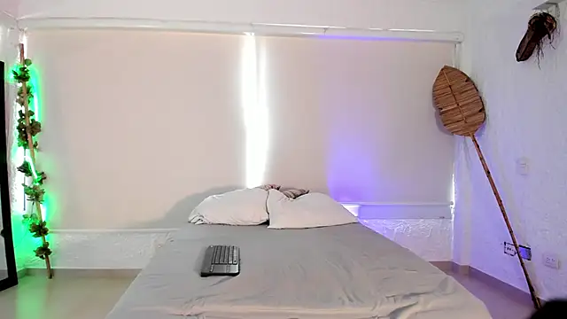 catleya noire online show from 10/11/25, 08:07