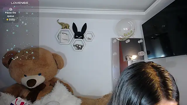 channel-rose1 online show from 03/19/26, 10:08