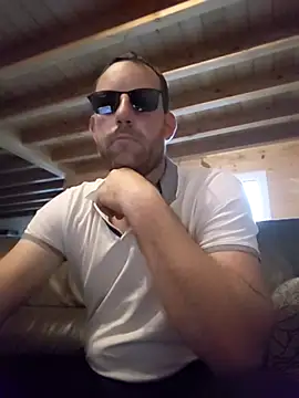 BrunJulienMetis online show from 05/18/26, 06:58