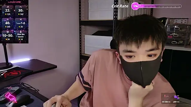 Snapshot of doggyman523 chatting on 10/10/25, 04:06 doggyman523 online show from 10/10/25, 04:06