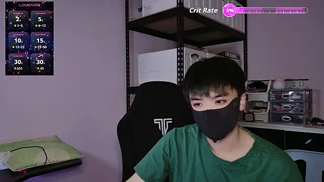 Snapshot of doggyman523 chatting on 12/21/25, 03:52 doggyman523 online show from 12/21/25, 03:52