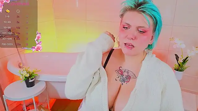 Snapshot of bluelunaray chatting on 09/15/25, 09:53 bluelunaray online show from 09/15/25, 09:53