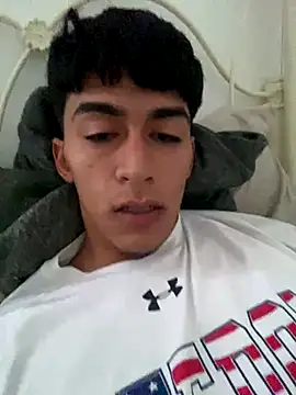 Snapshot of BadboyXXXMZ chatting on 10/02/25, 01:07 BadboyXXXMZ online show from 10/02/25, 01:07