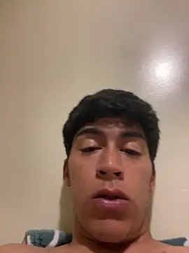 BadboyXXXMZ online show from 04/05/26, 04:09