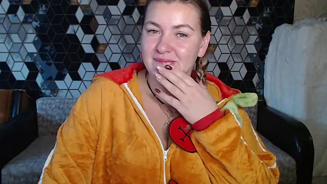 NikaSkylink online show from 12/16/25, 05:01