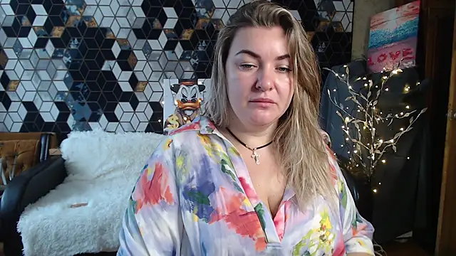 NikaSkylink online show from 02/25/26, 05:17