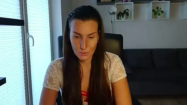 Snapshot of DonnaAmore chatting on 09/18/25, 02:08 DonnaAmore online show from 09/18/25, 02:08