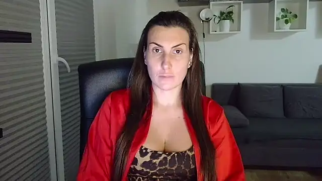 Snapshot of DonnaAmore chatting on 10/07/25, 08:06 DonnaAmore online show from 10/07/25, 08:06