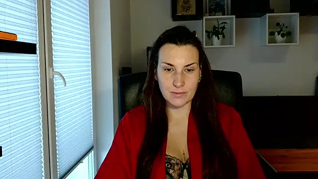 Snapshot of DonnaAmore chatting on 10/23/25, 07:18 DonnaAmore online show from 10/23/25, 07:18