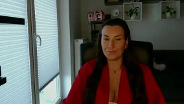 Snapshot of DonnaAmore chatting on 11/11/25, 08:14 DonnaAmore online show from 11/11/25, 08:14