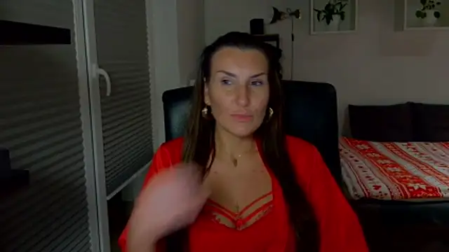 Snapshot of DonnaAmore chatting on 11/20/25, 09:25 DonnaAmore online show from 11/20/25, 09:25