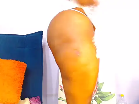 Snapshot of SexyScarlet101 chatting on 09/22/25, 08:55 SexyScarlet101 online show from 09/22/25, 08:55