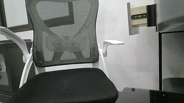 Emachiii online show from 07/28/26, 12:23