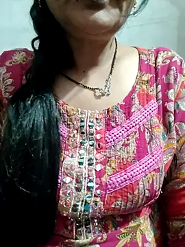 Snapshot of Cuty_siya_143 chatting on 10/11/25, 04:49 Cuty siya 143 online show from 10/11/25, 04:49