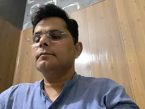 ultimatebooboo online show from 04/19/26, 07:18