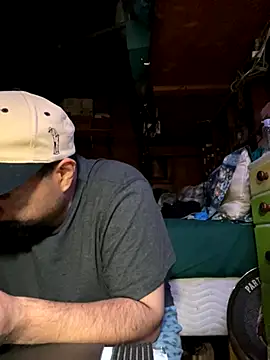 Snapshot of Jonathanfrom420 chatting on 10/05/25, 02:04 Jonathanfrom420 online show from 10/05/25, 02:04